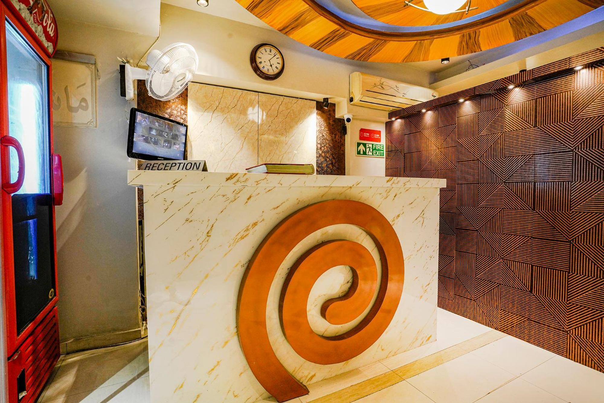 Fabexpress Amber Corp Inn - Nr Nesco Exhibition Center Mumbai Exterior foto